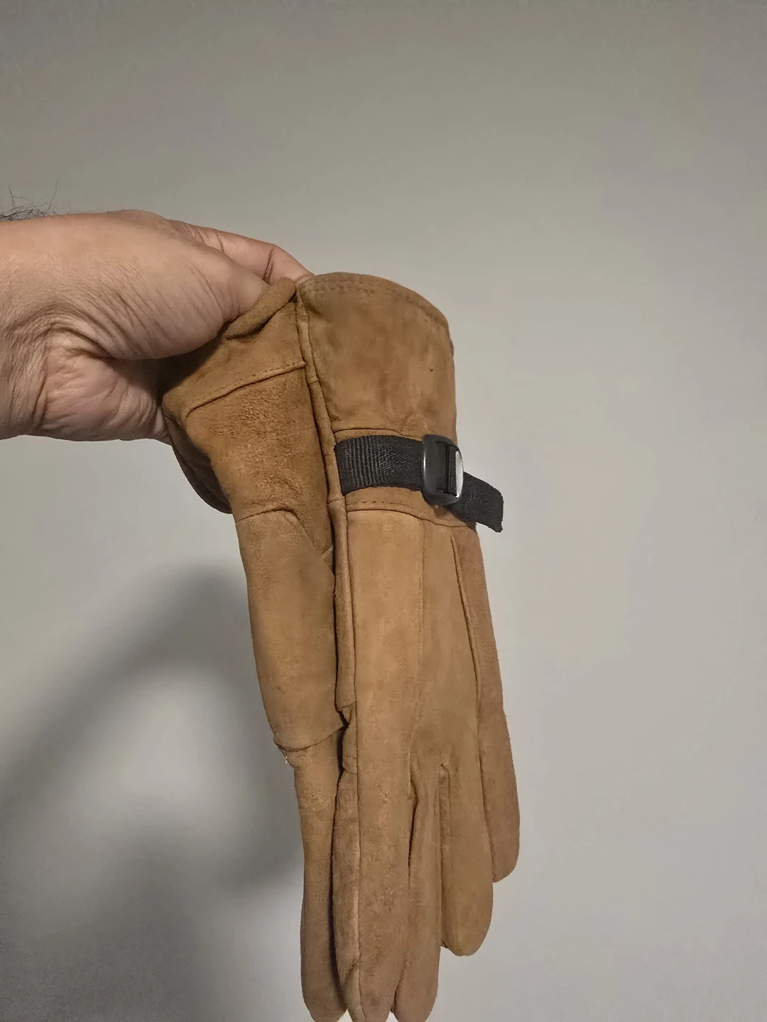 Black and Tan Leather Gloves