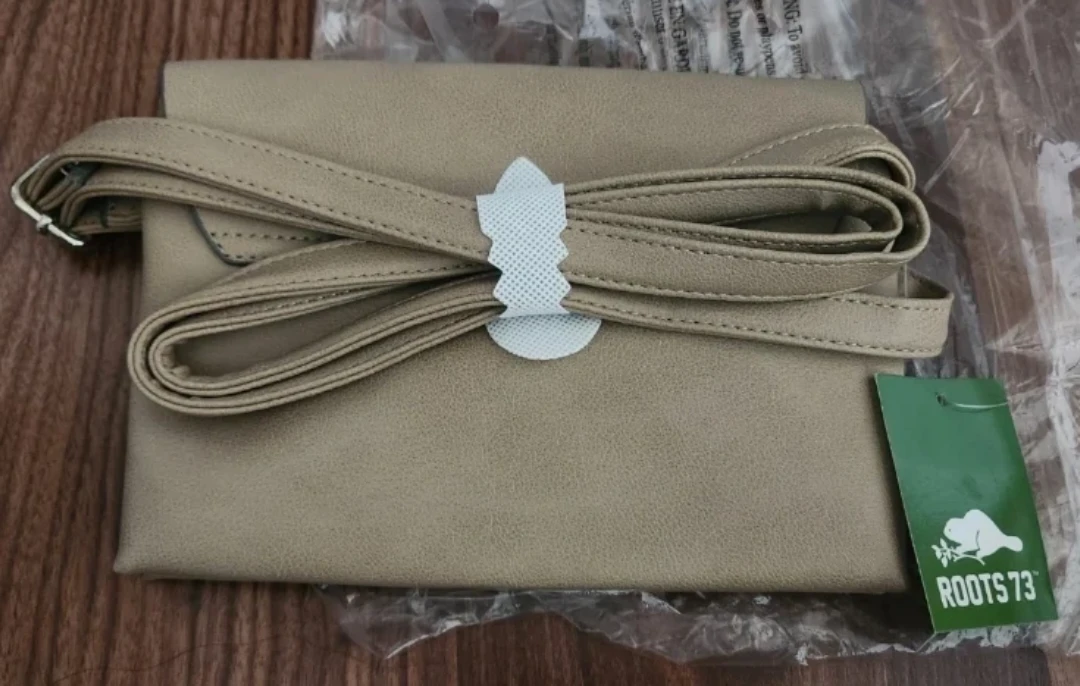 🏈Brand New Roots 73 Crossbody Bag (NWT) - photo 2