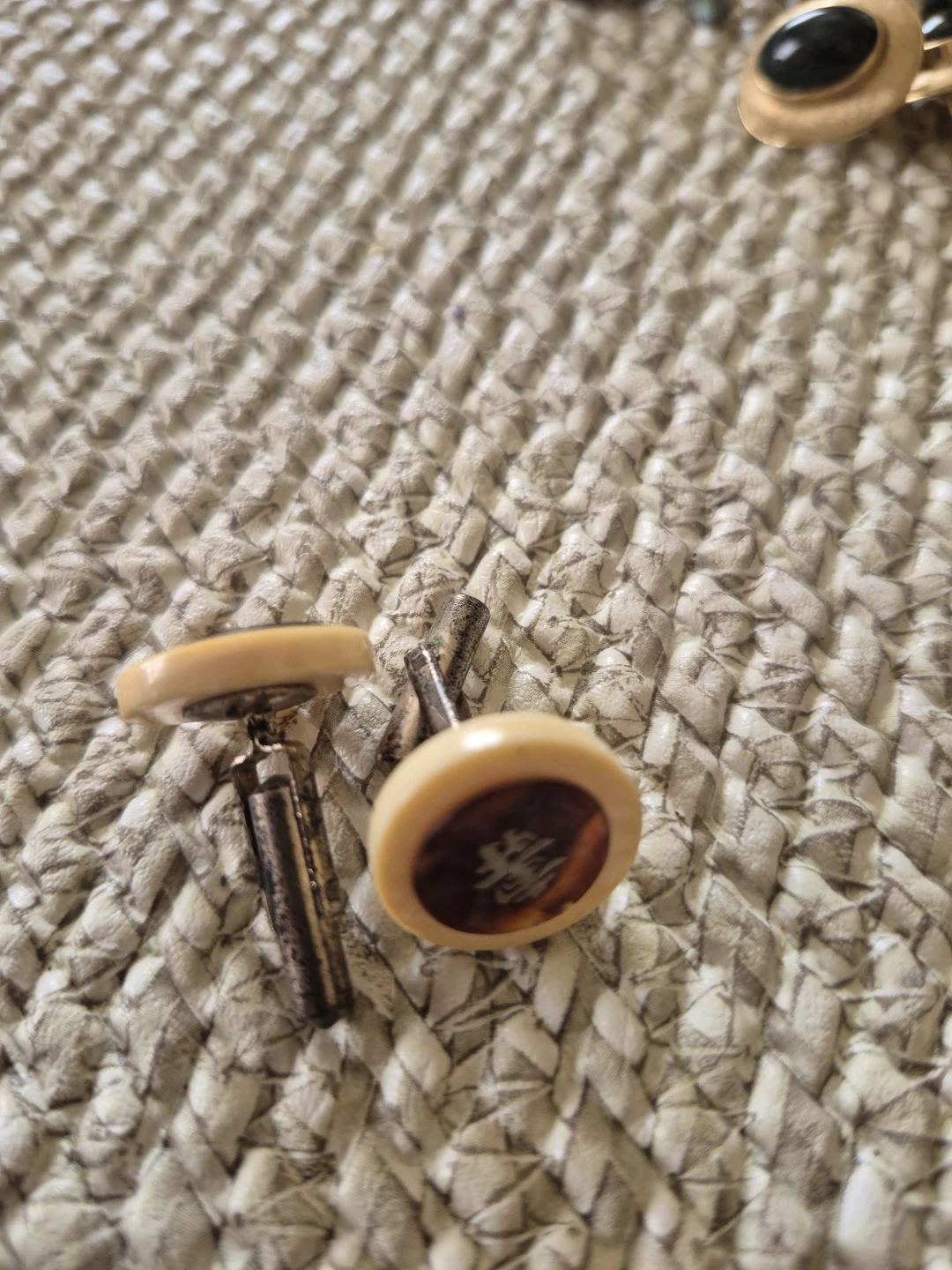 Vintage Faux Tortoiseshell Cufflinks - photo 3
