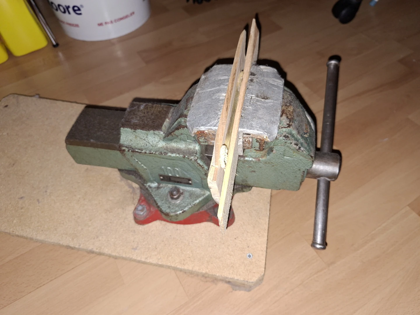 100mm Bench Vise