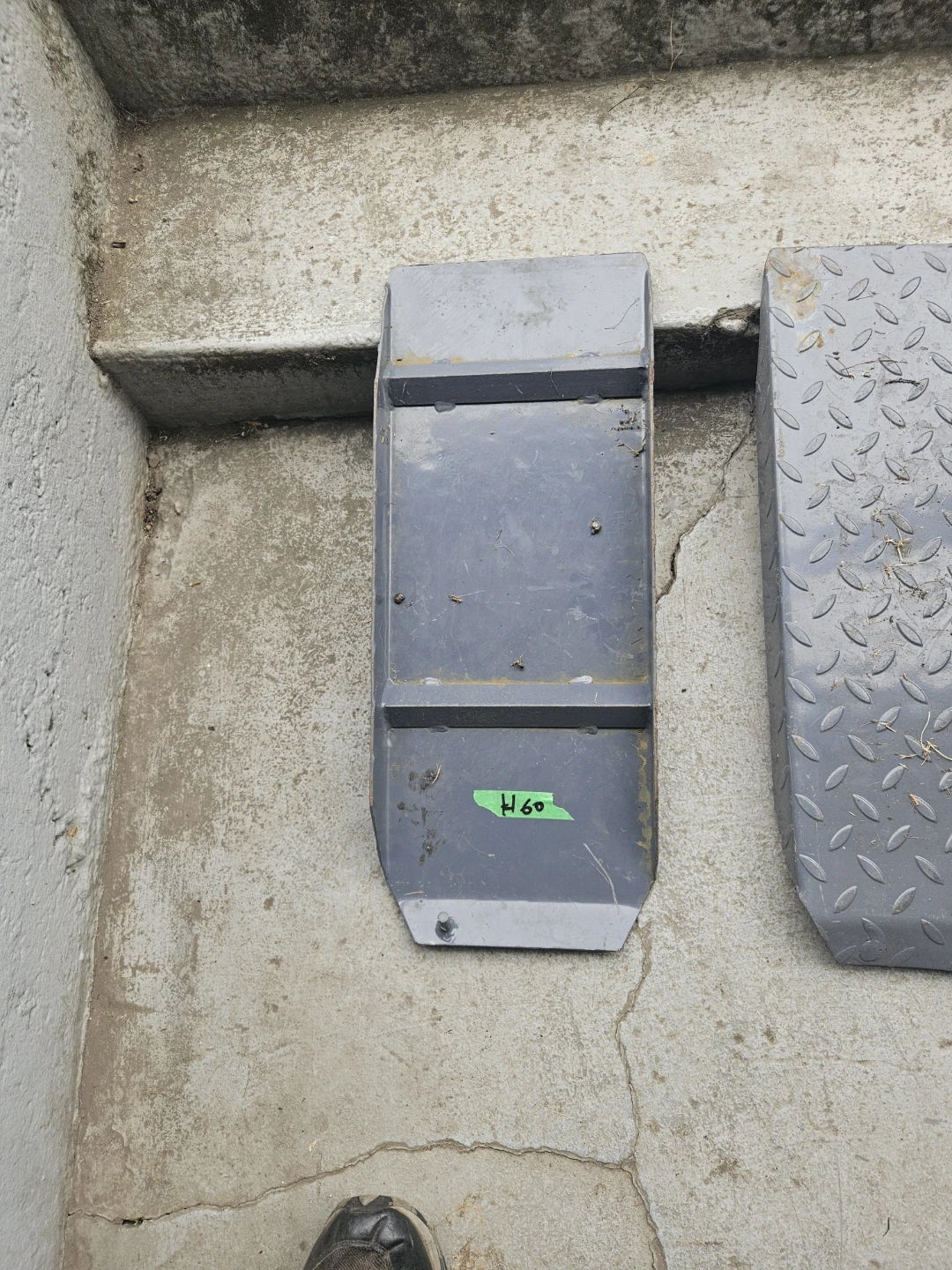 Pair of Metal Car Ramps - photo 4
