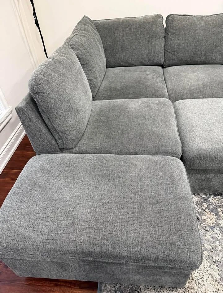 Sectional Couch With Pull Out Bed & Storage Chaise - photo 4