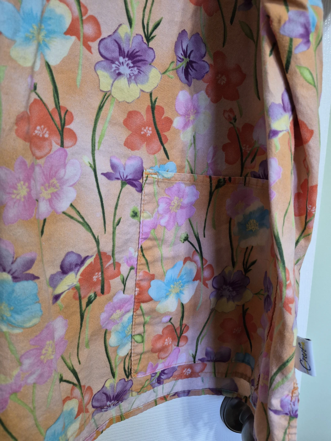 Chest 100% Cotton Size 4X Scrub Top - photo 2