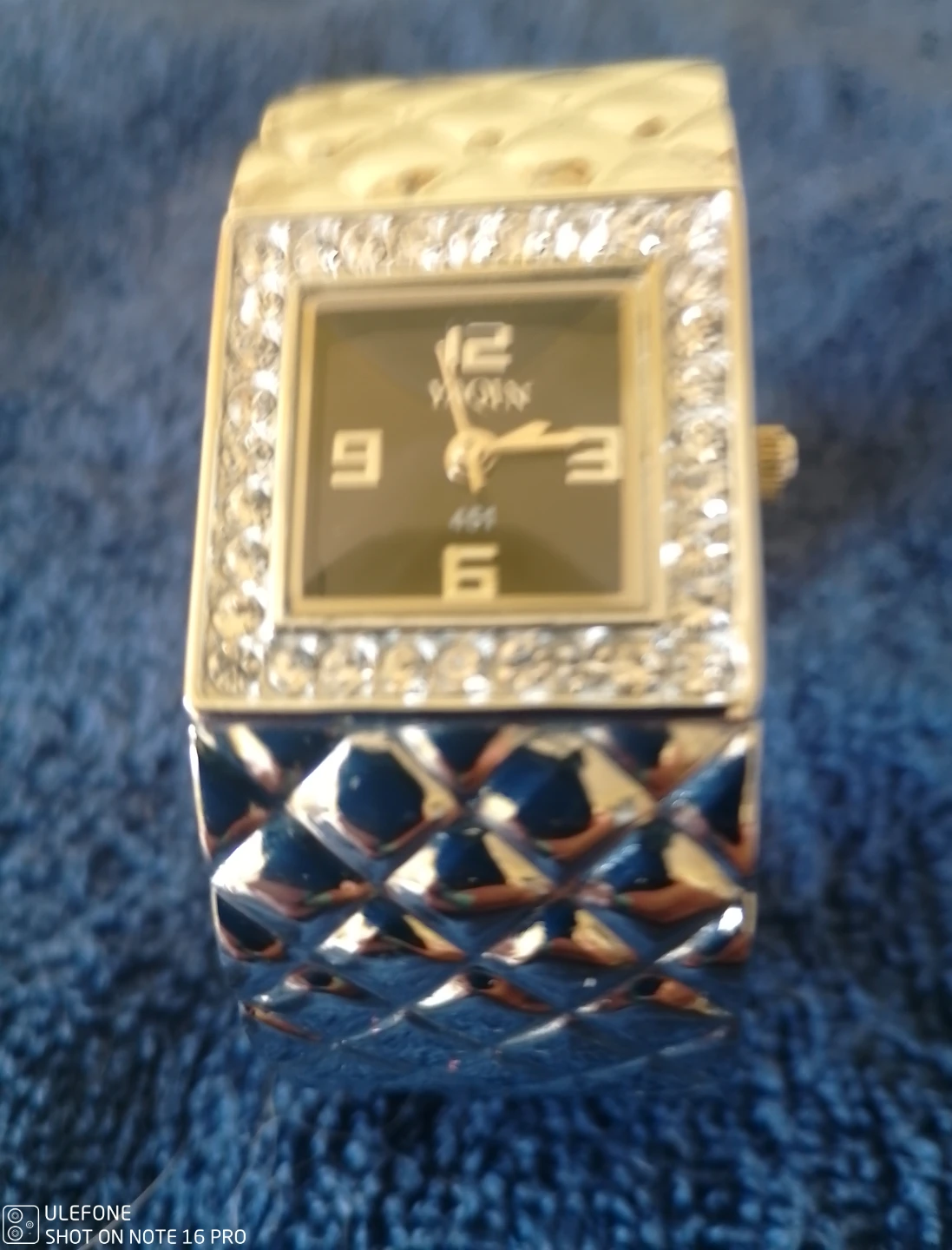 Yaqin ladies watch