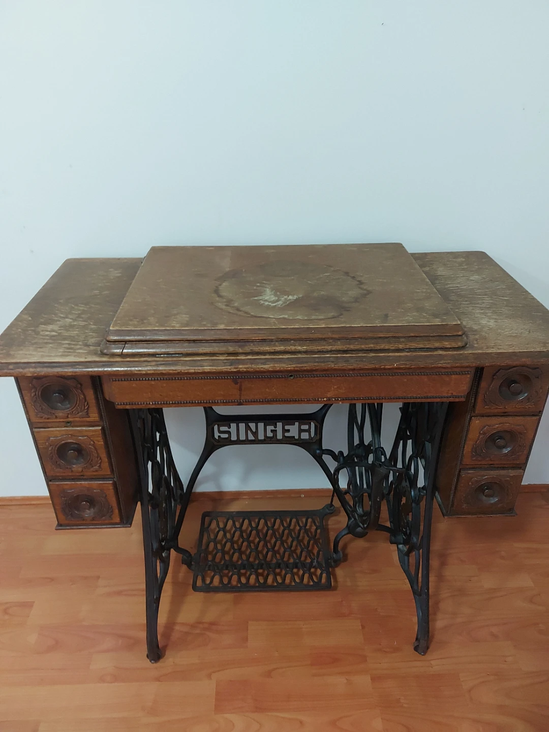 Vintage Singer Sewing Machine Table