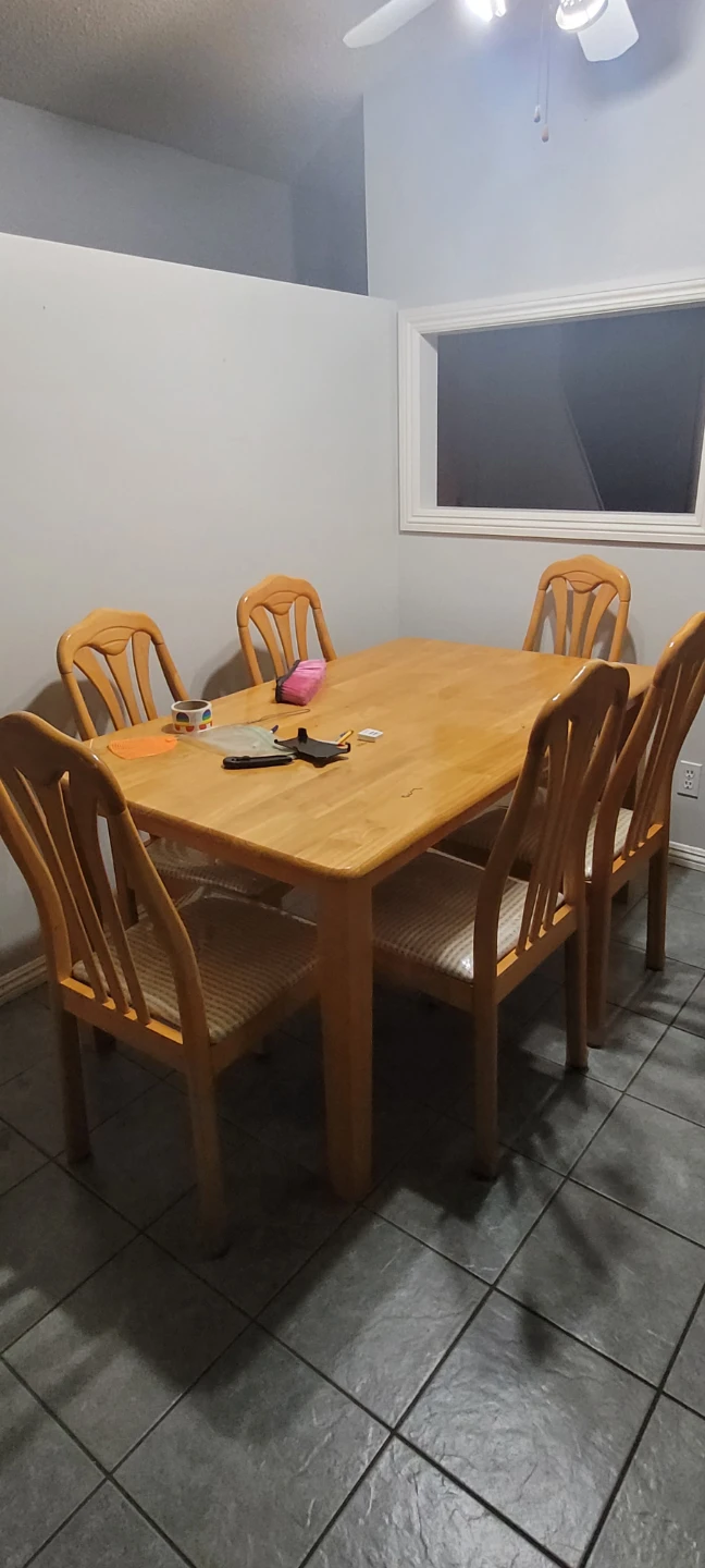 Dining Table and 6 chairs Solid Hardwood