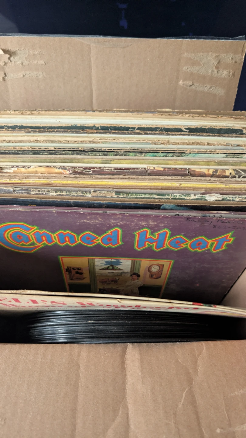 Box full of random vinyl records as is - photo 2