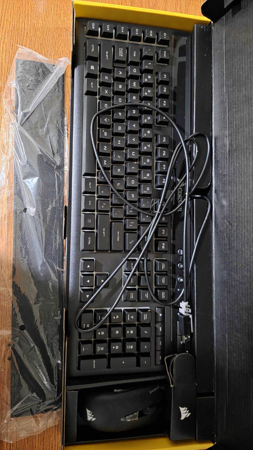 Corsair K55 + Harpoon RGB Gaming Keyboard and Mouse Combo - photo 2