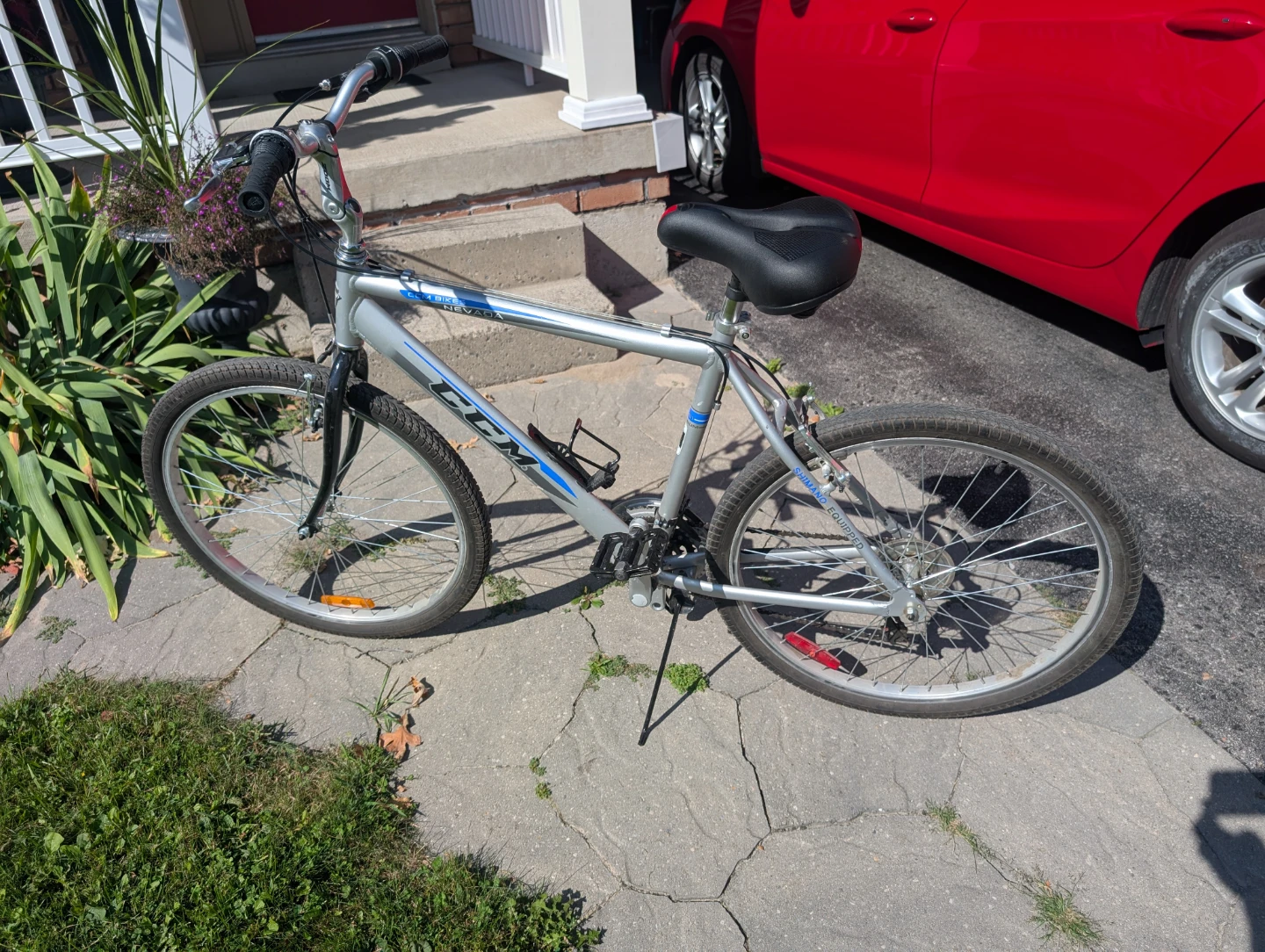 CCM Nevada 21 speed hybrid bicycle