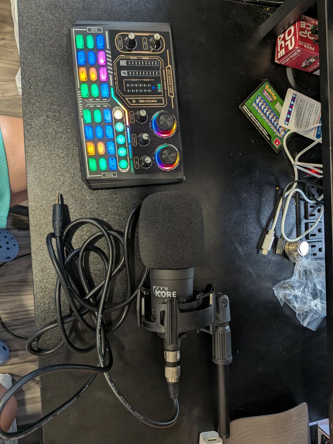 PKSH Core Microphone and Live Sound Card Set