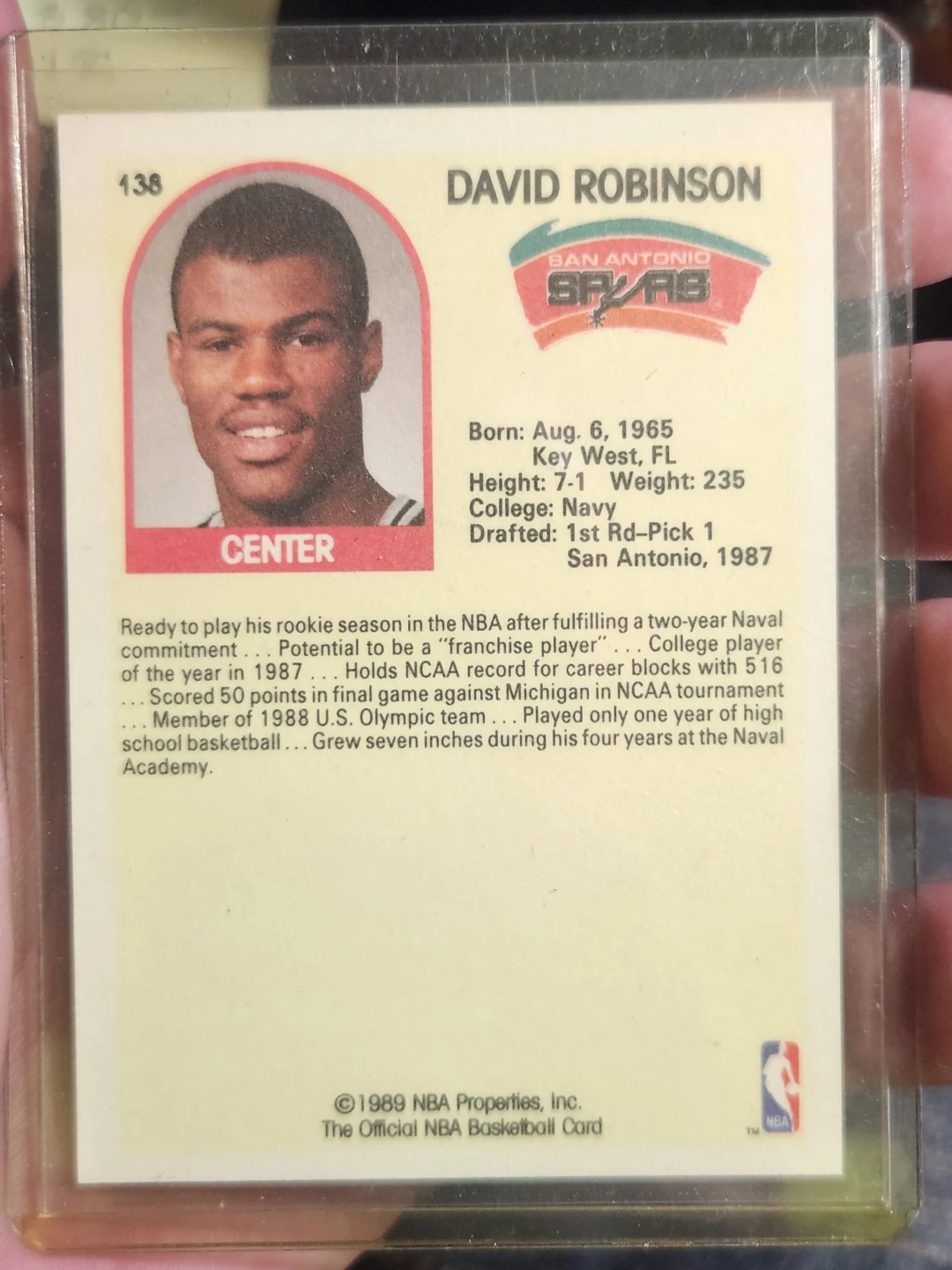 1989 NBA Hoops David Robinson Rookie Card - photo 2