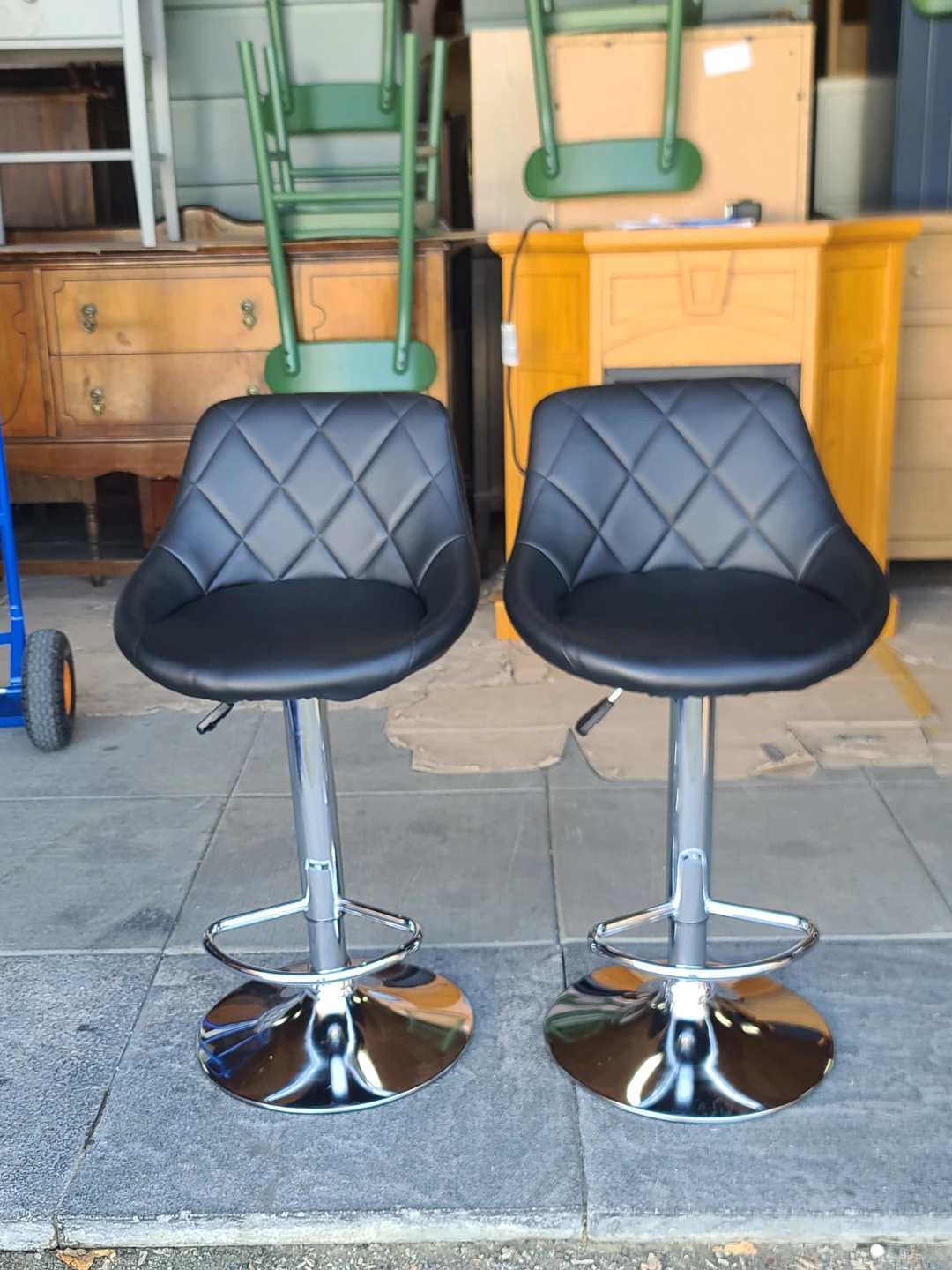 Pair Of Modern Black Quilted Bar Stools-Adjustable & Swivel - photo 2