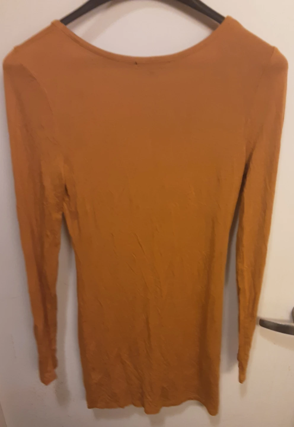 Le Chateau Mustard Long-Sleeve Top - photo 2