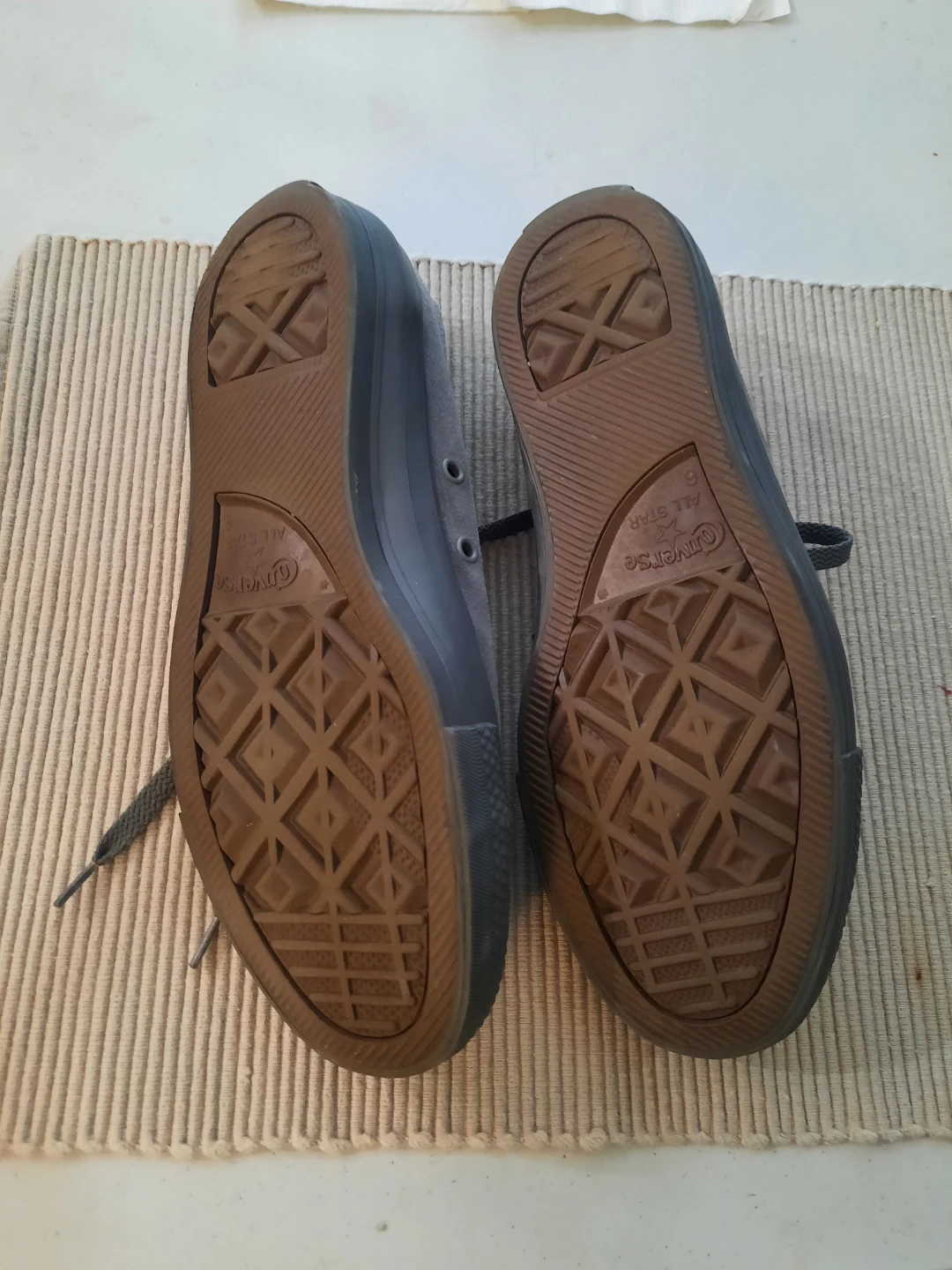 Converse All Star Low Top Shoes Size 6 - photo 2