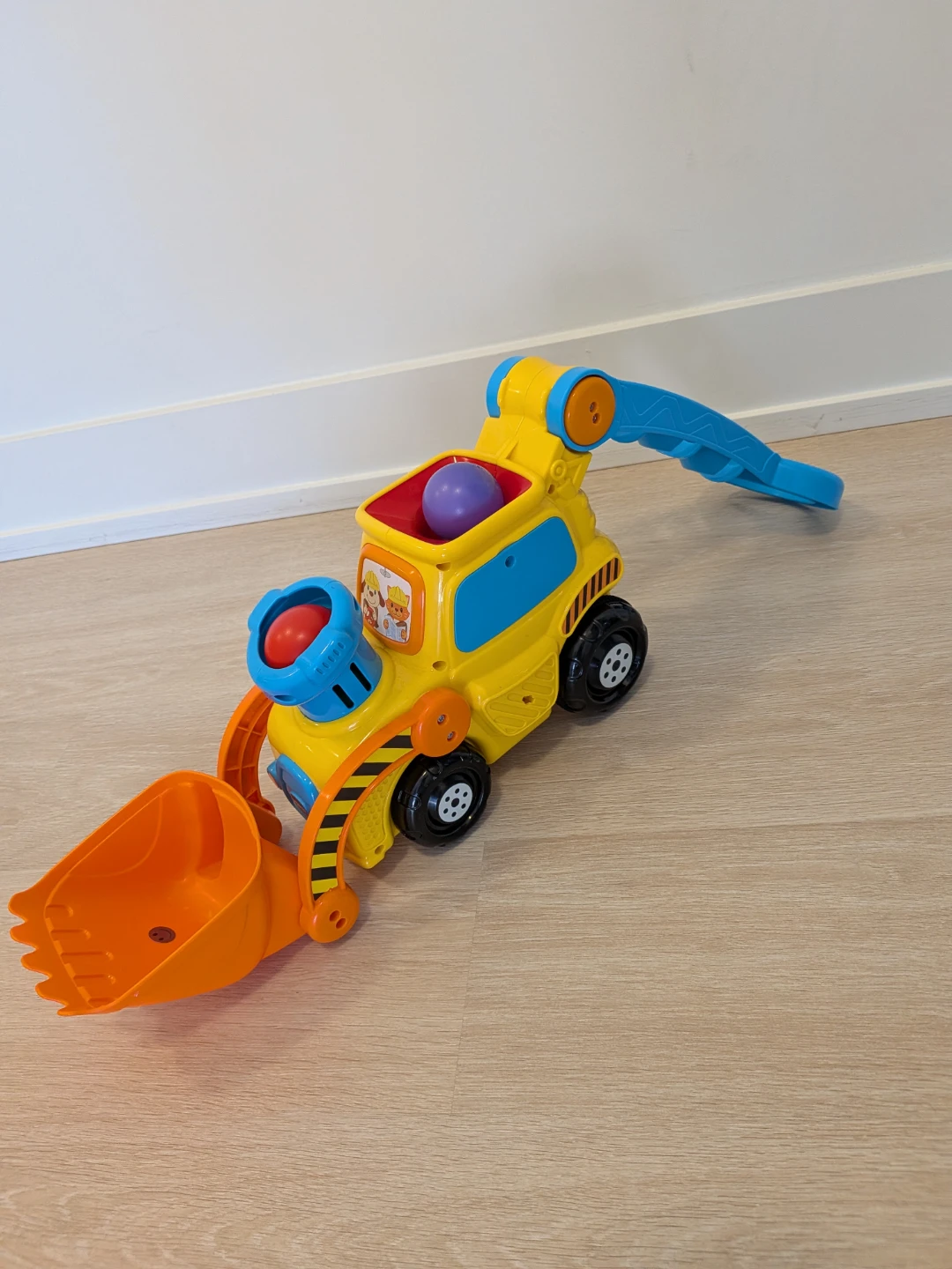 VTech Pop-a-Balls Push & Pop Bulldozer - photo 2