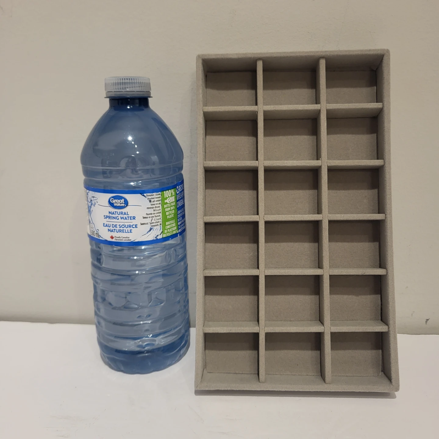 Set of 16 grey velvet jewelry organizer trays - photo 5
