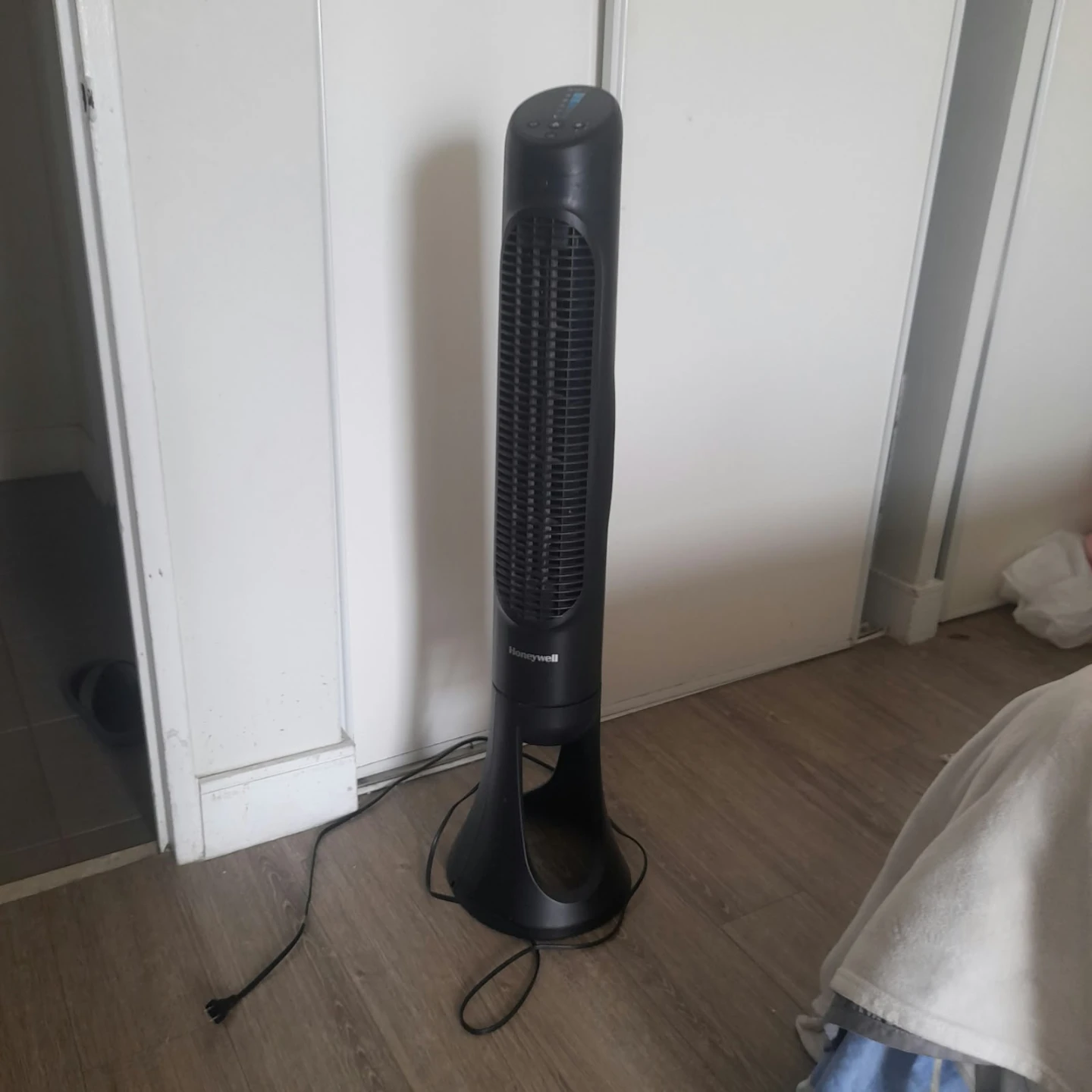 Honeywell QuietSet Tower Fan 🏈
