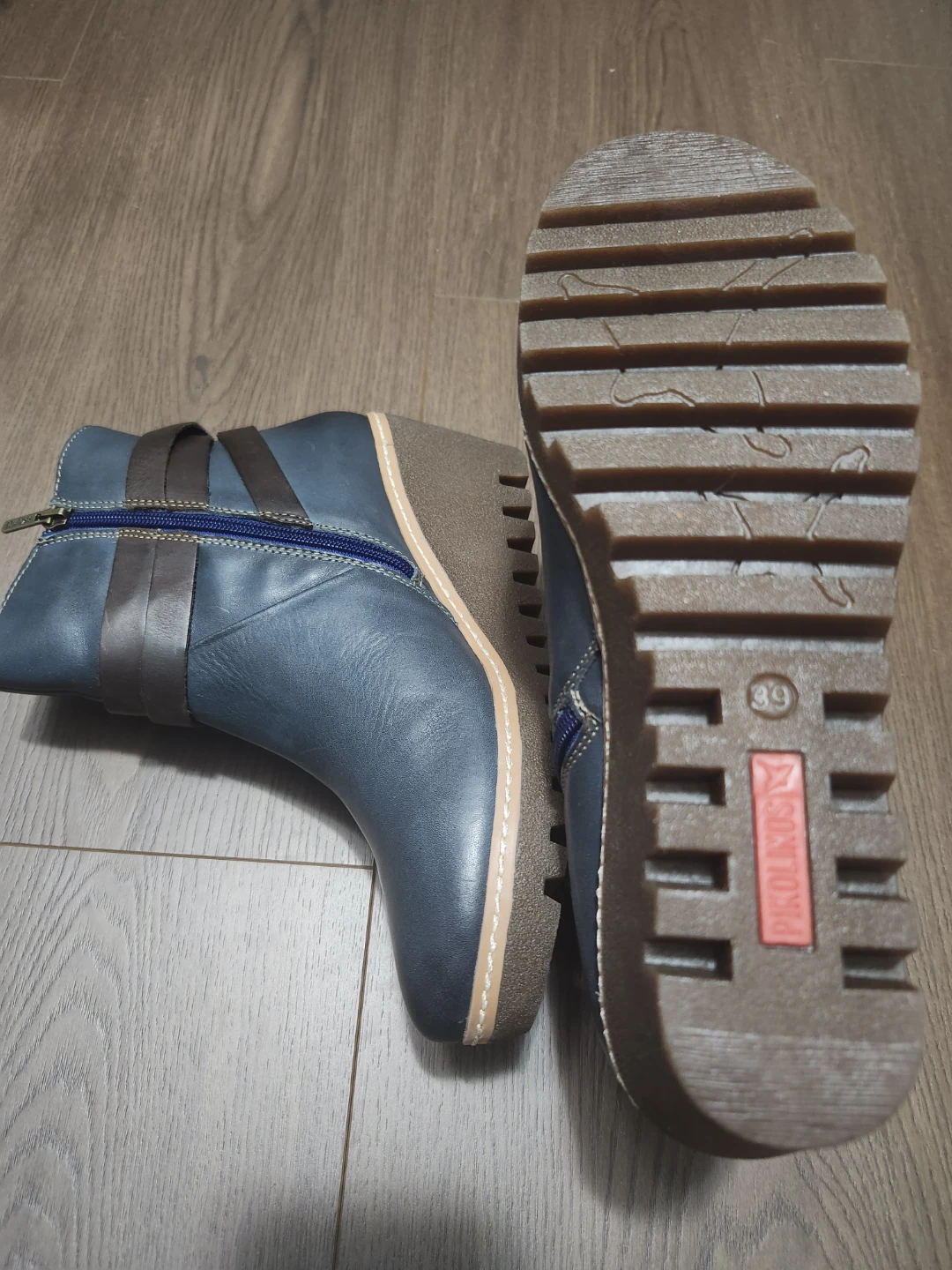 Pikolinos Leather Wedge Boots - Size 39 - photo 3