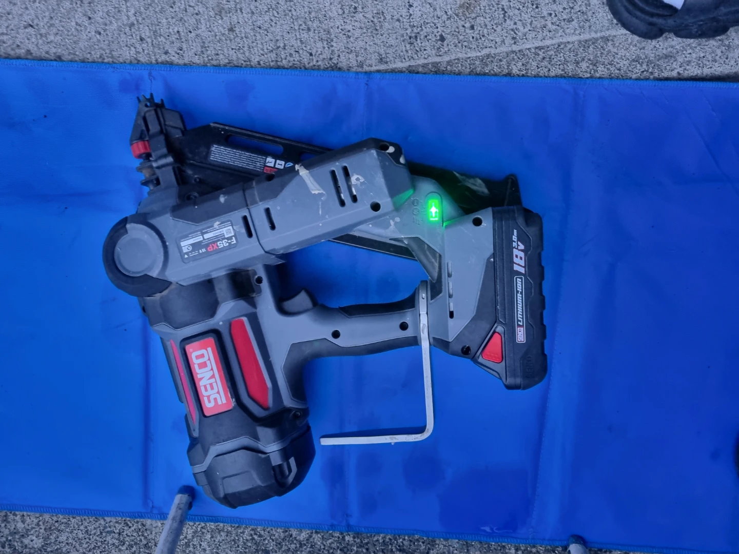 Senco F-35XP 18V Cordless Framing Nailer
