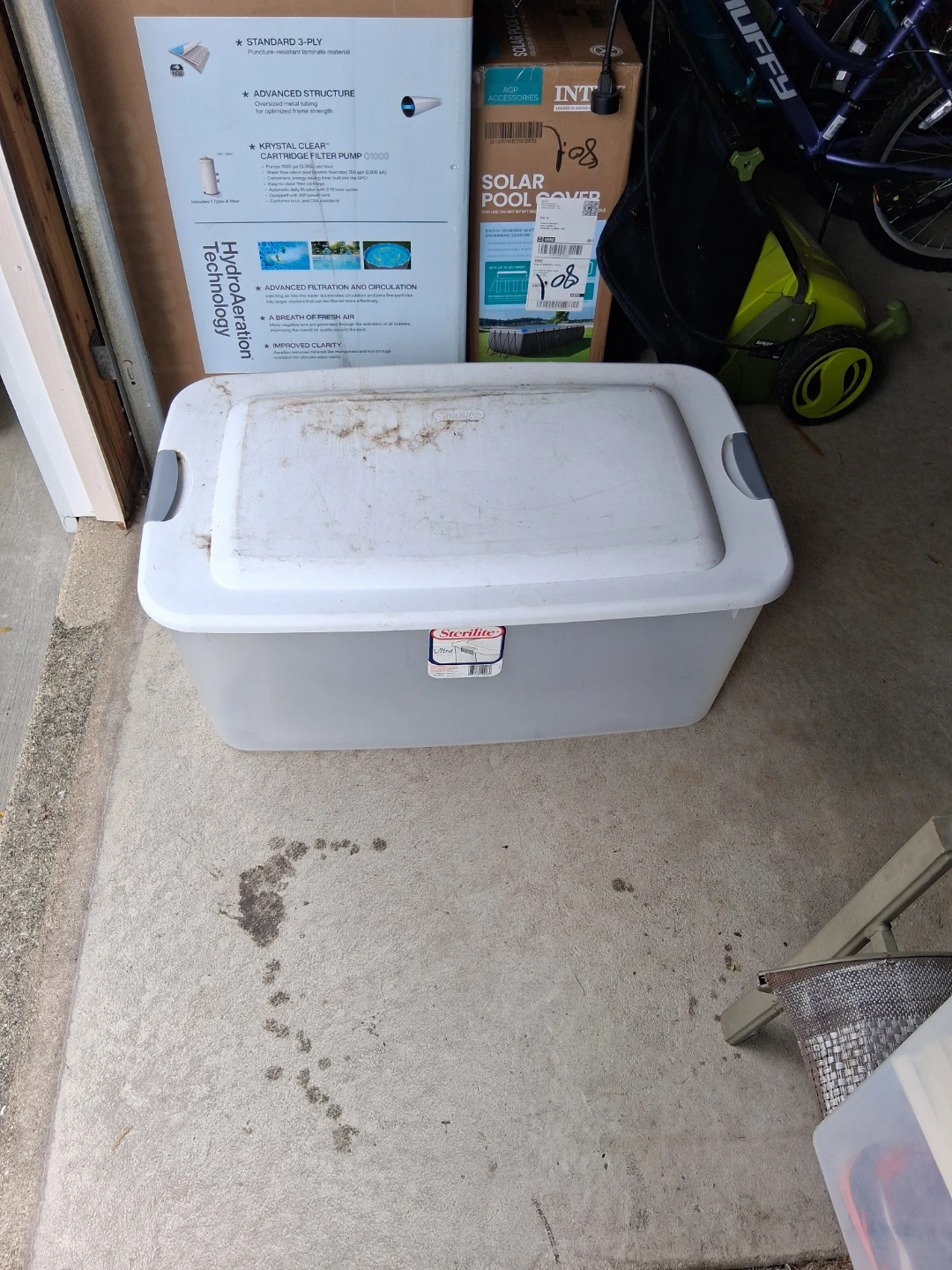 Sterilite Ultra 110 Quart Storage Bin