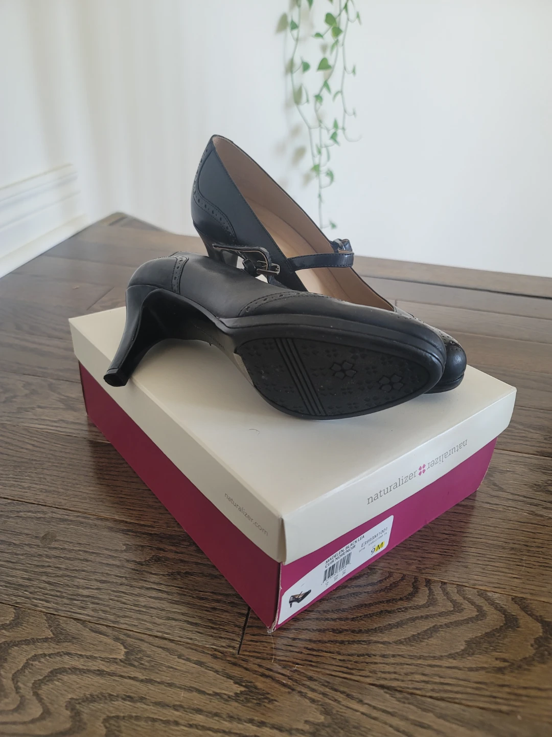 Naturalizer Black Mary Jane Heels - photo 3