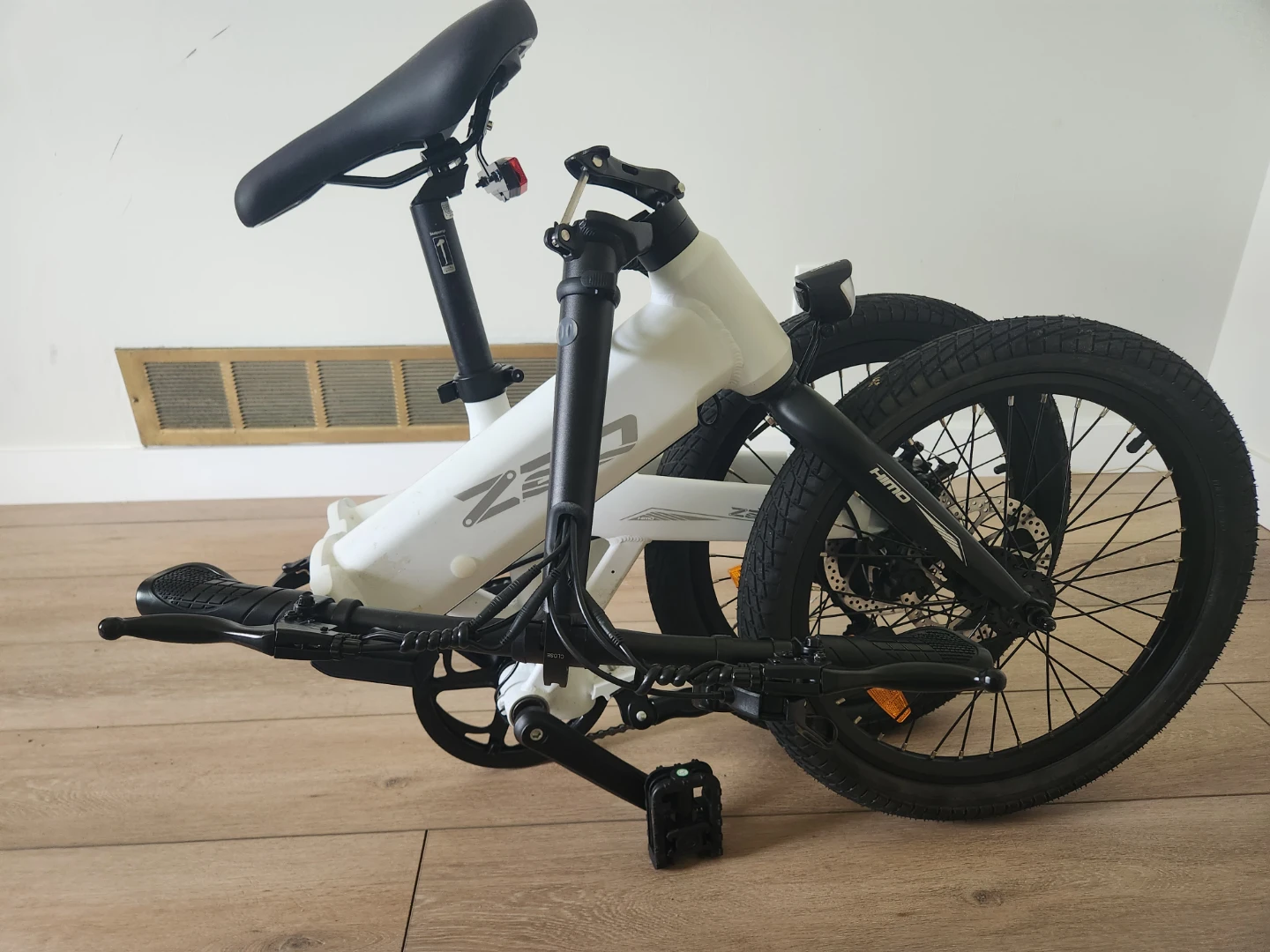 Himo Z20 Folding Electric Bike - photo 2