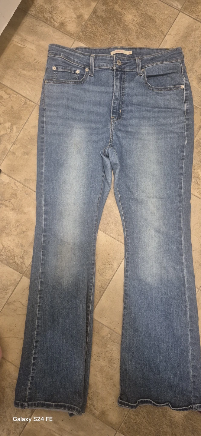 Levi's 726 High Rise Flare Jeans Size 32 - photo 3
