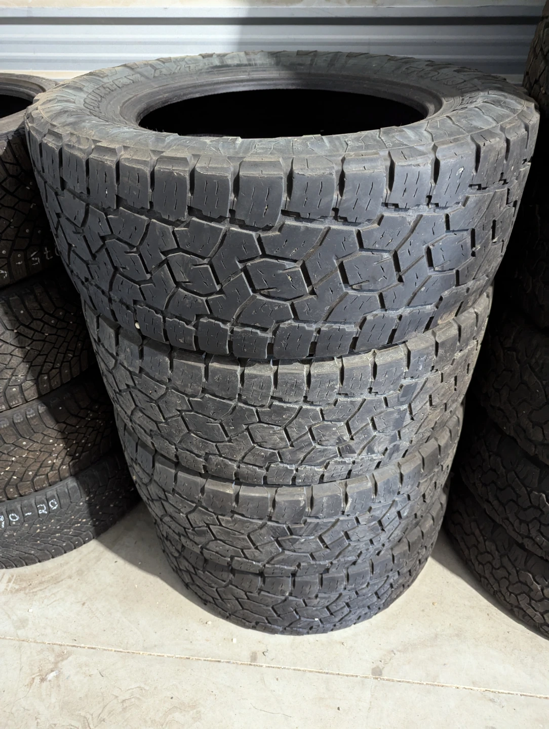 35x12.50R20LT Toyo Open Country A/T Tires