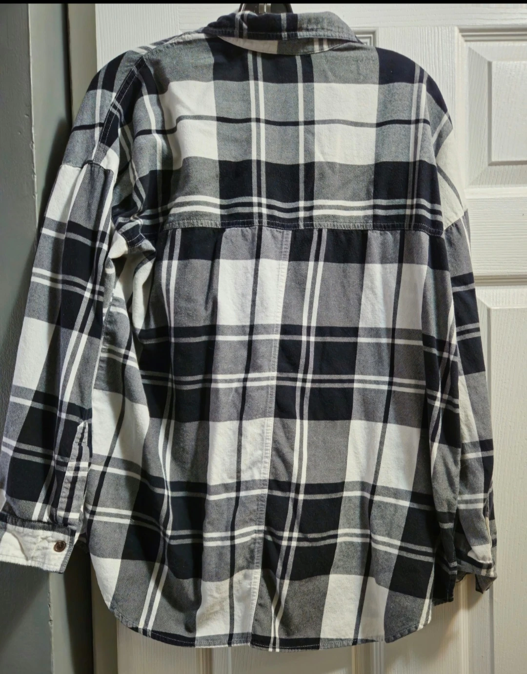Old Navy The Boyfriend Plaid Shirt-Large - photo 3