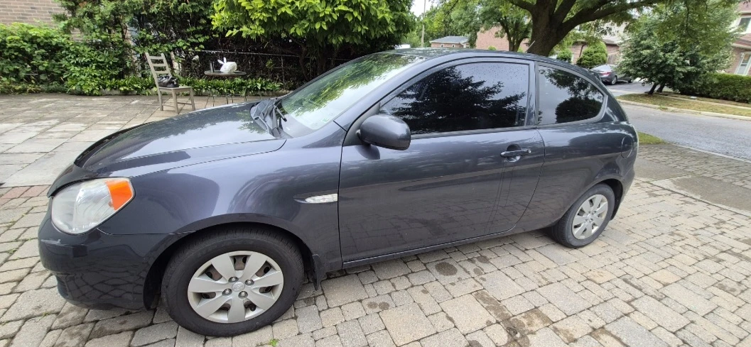Hyundai Accent 2011 Hatchback Grey - photo 2