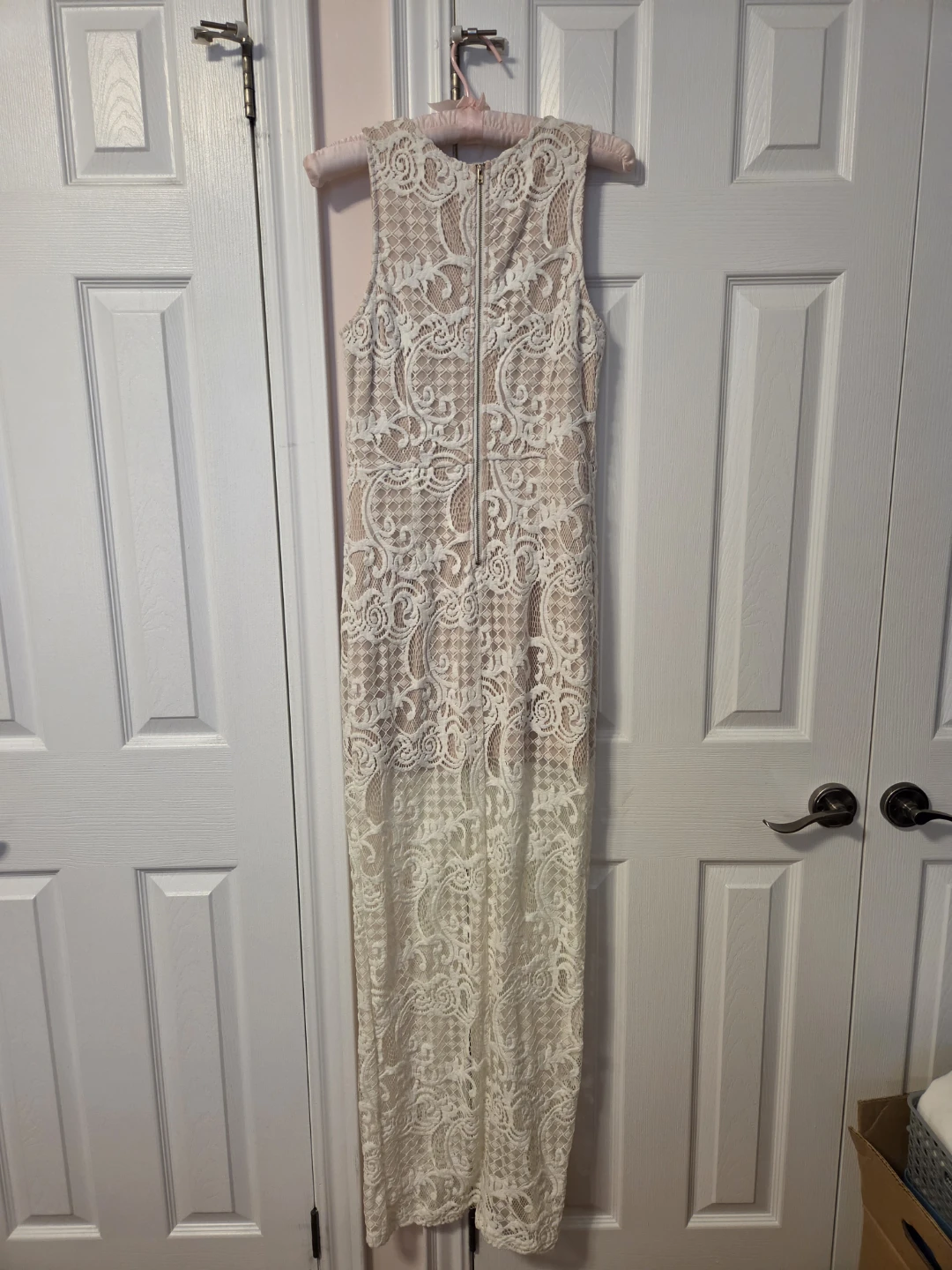 Sleeveless Lace Maxi Dress from Honey - photo 5