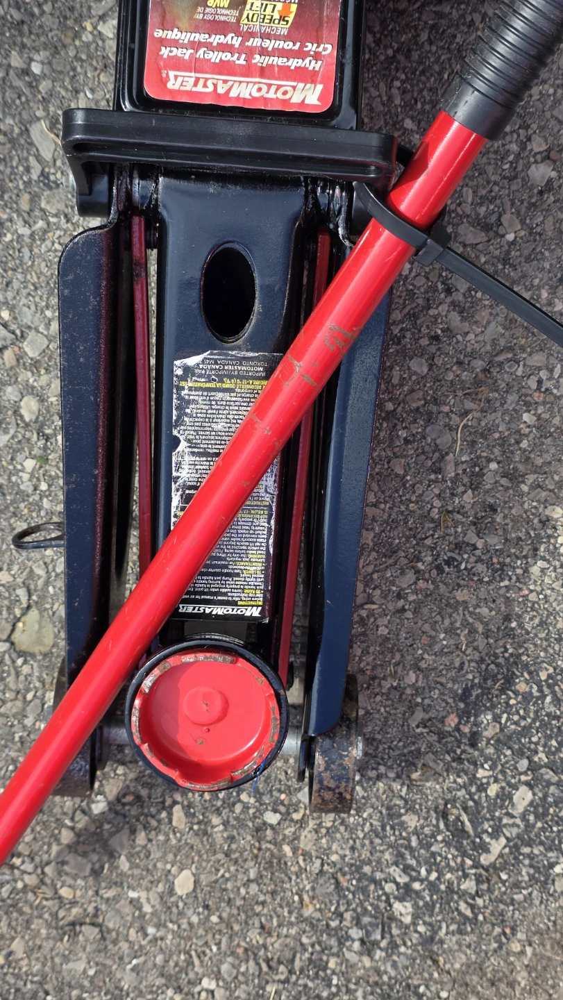 🏈MotoMaster 2 Ton Hydraulic Trolley Jack - photo 2