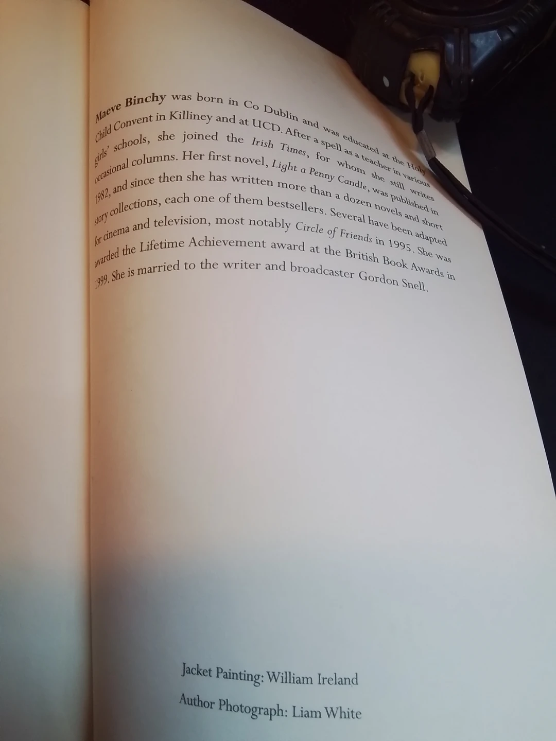 Scarlet Feather by Maeve Binchy - photo 3