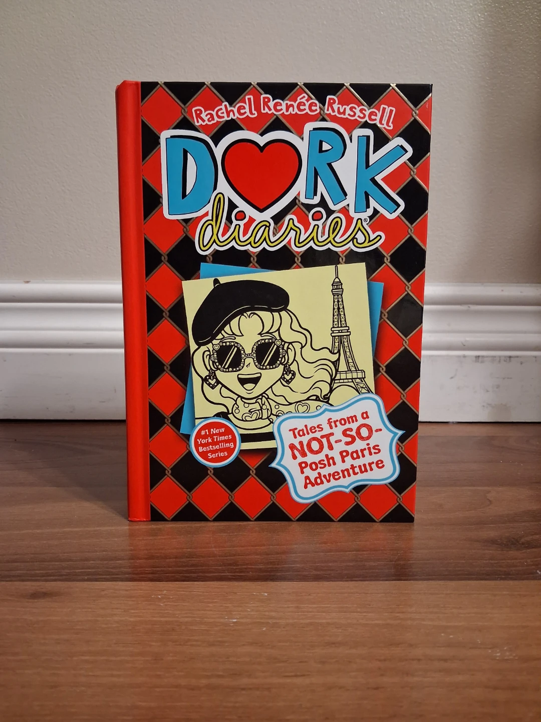 Dork Diaries: Tales from a Not-So-Posh Paris Adventure