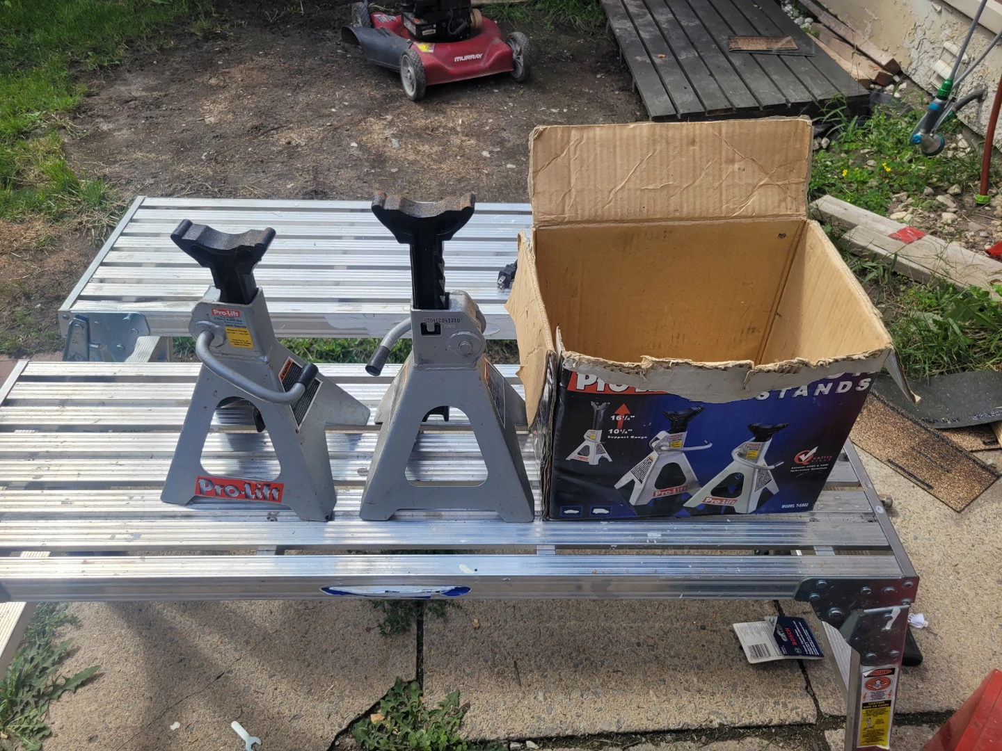 Pro-Lift 2-Ton Jack Stands (Model T-6902)