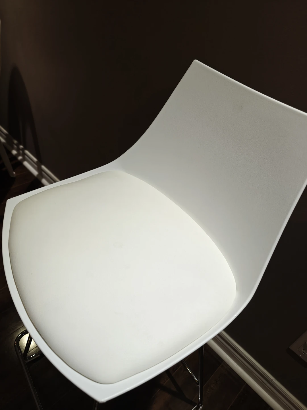 Set of Two White Modern Bar Stools - photo 2