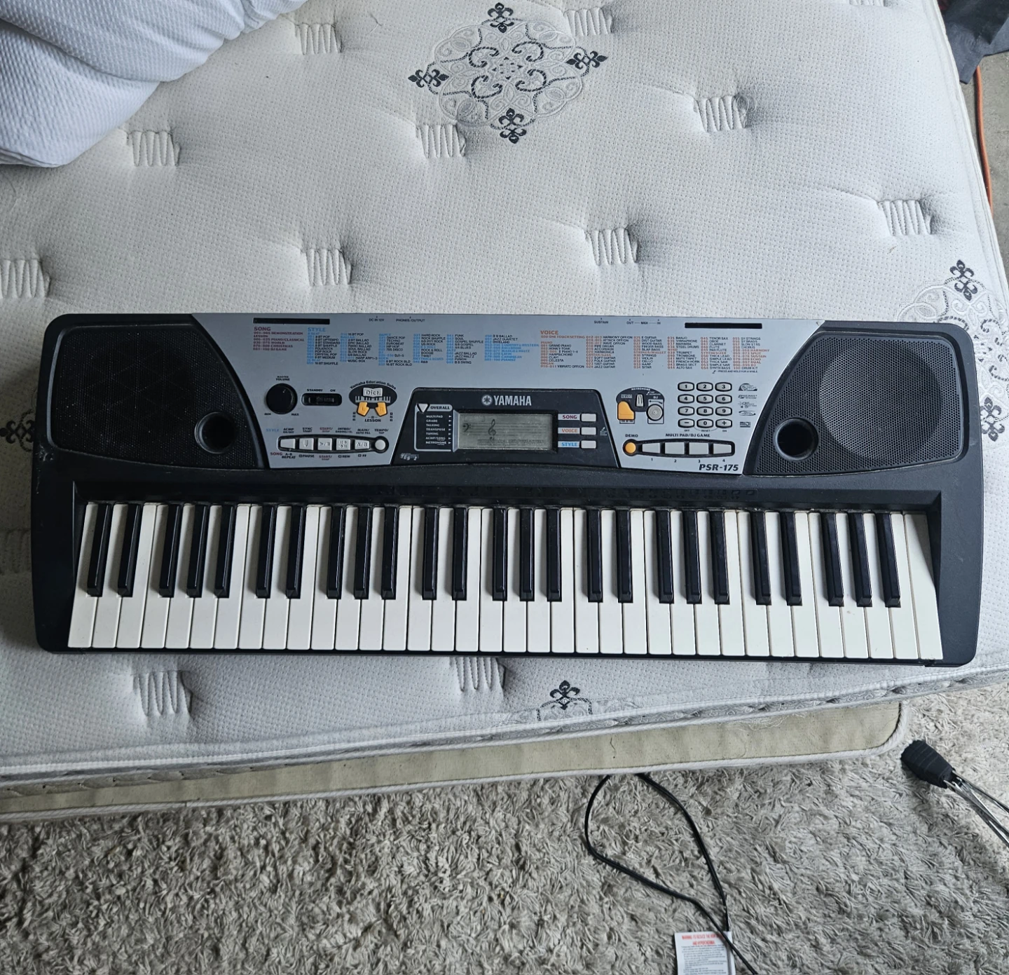 Yamaha PSR-175 Portable Keyboard