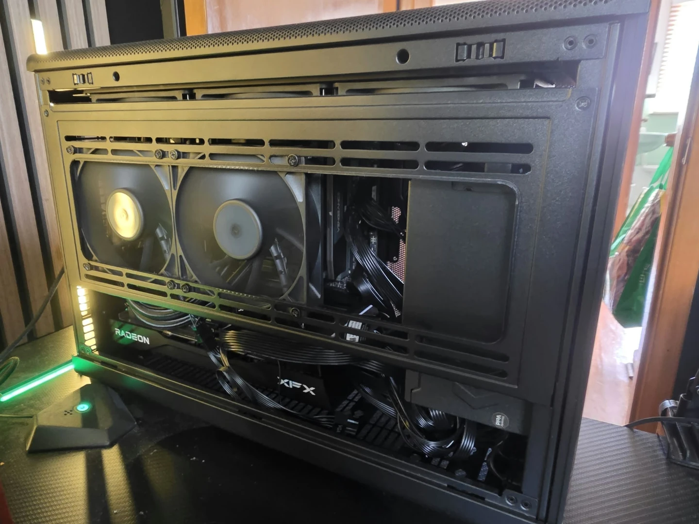 Custom Gaming PC Ryzen 5 76000X3D/RX 9060 XT - photo 4