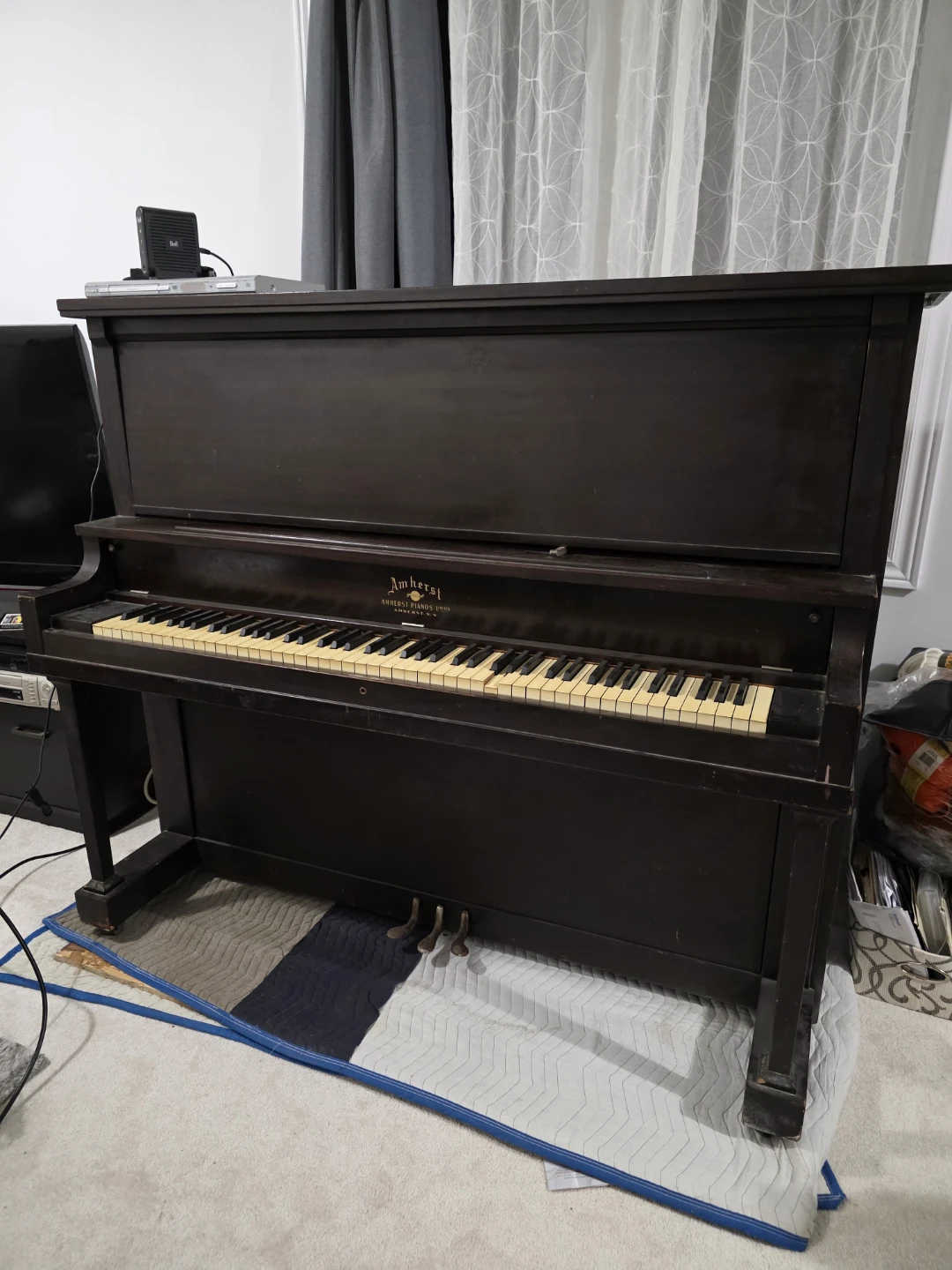 Amherst Upright Piano - photo 2