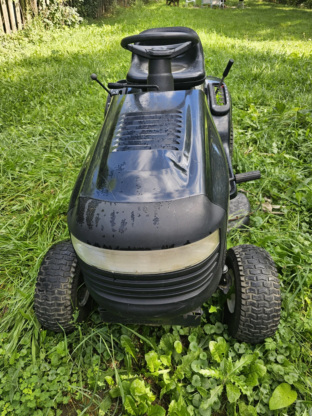 Poulan 14.5HP 38 inch Riding Lawn Mower - photo 2