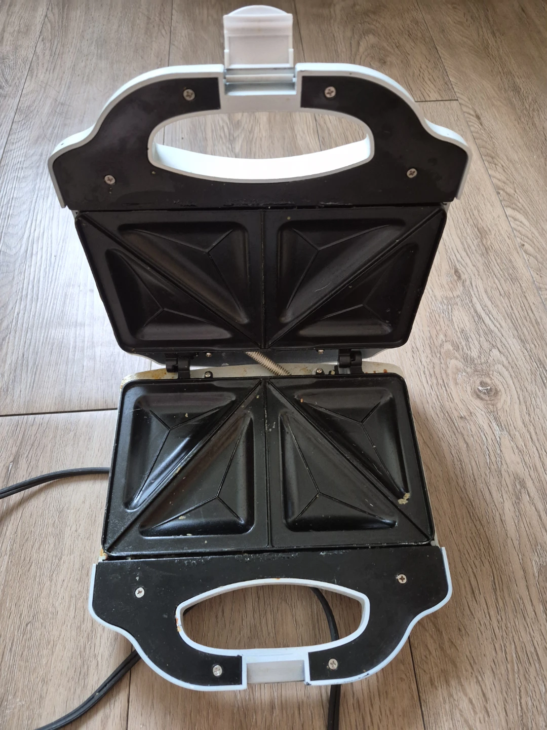 Danby Sandwich Maker - photo 2