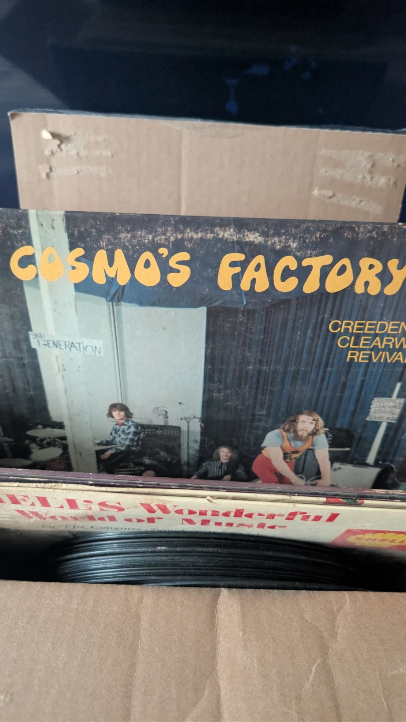 Box full of random vinyl records as is - photo 3