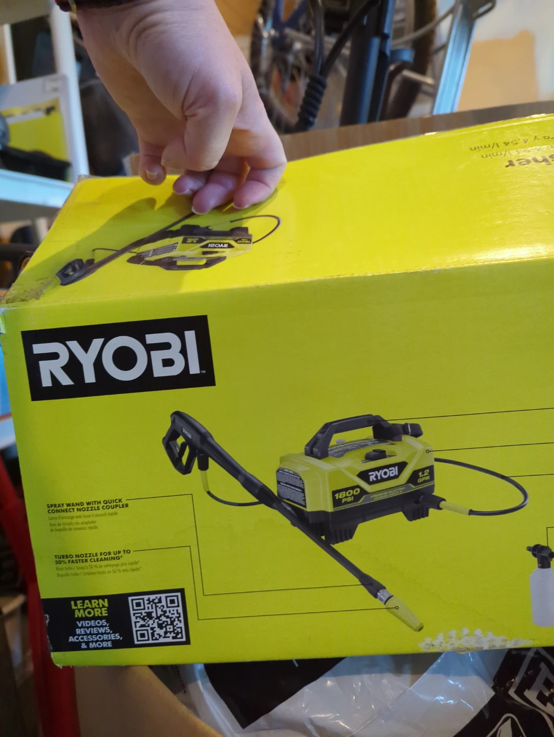 Ryobi RY141802 Pressure Washer Plus Extra Nozzle Set