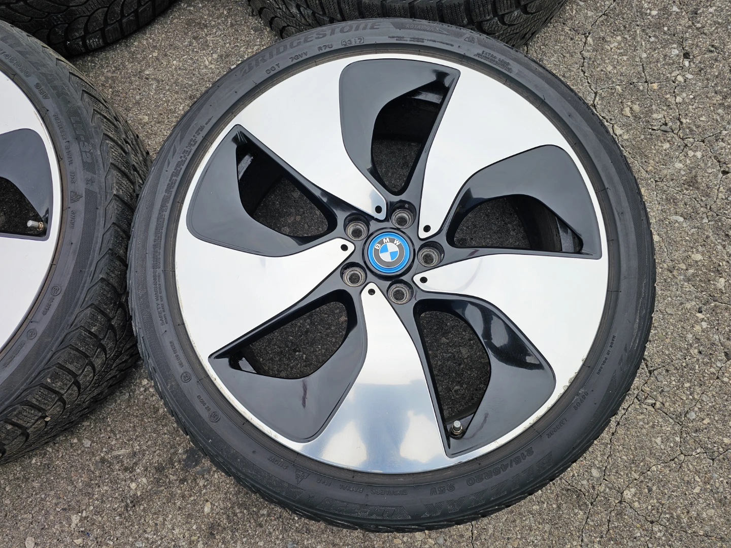 BMW I8 O.E.M WHEELS - photo 2