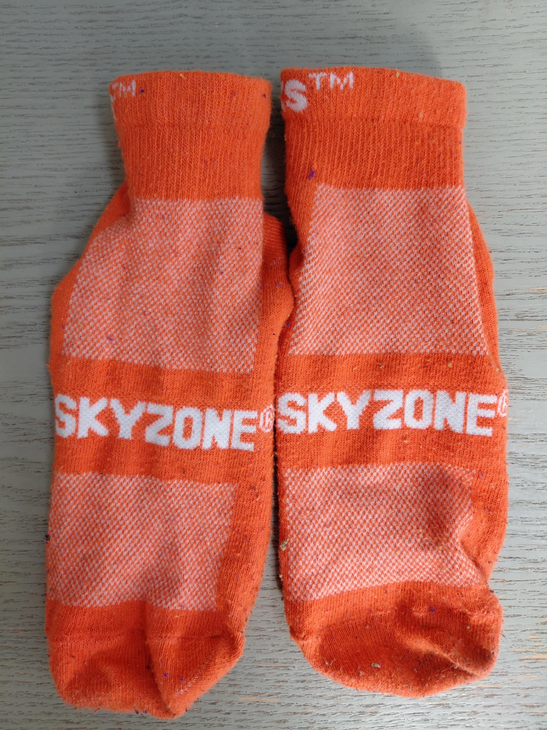 Two pairs of grip socks - photo 3
