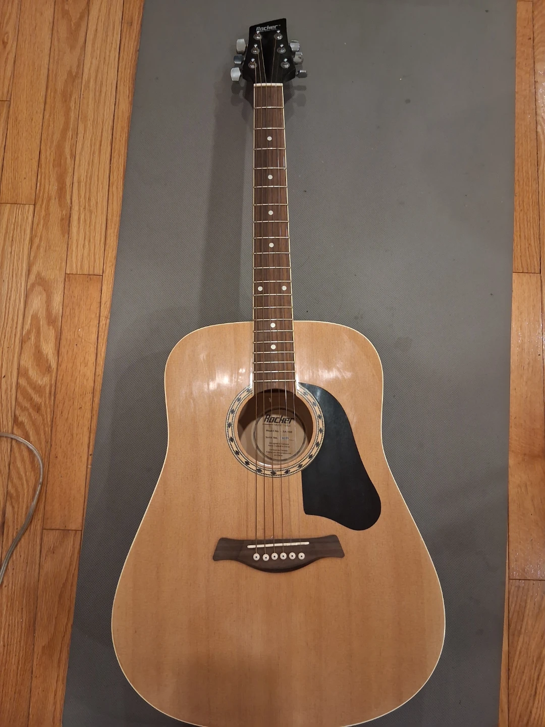 Rocker Music RA 190 Acoustic Guitar