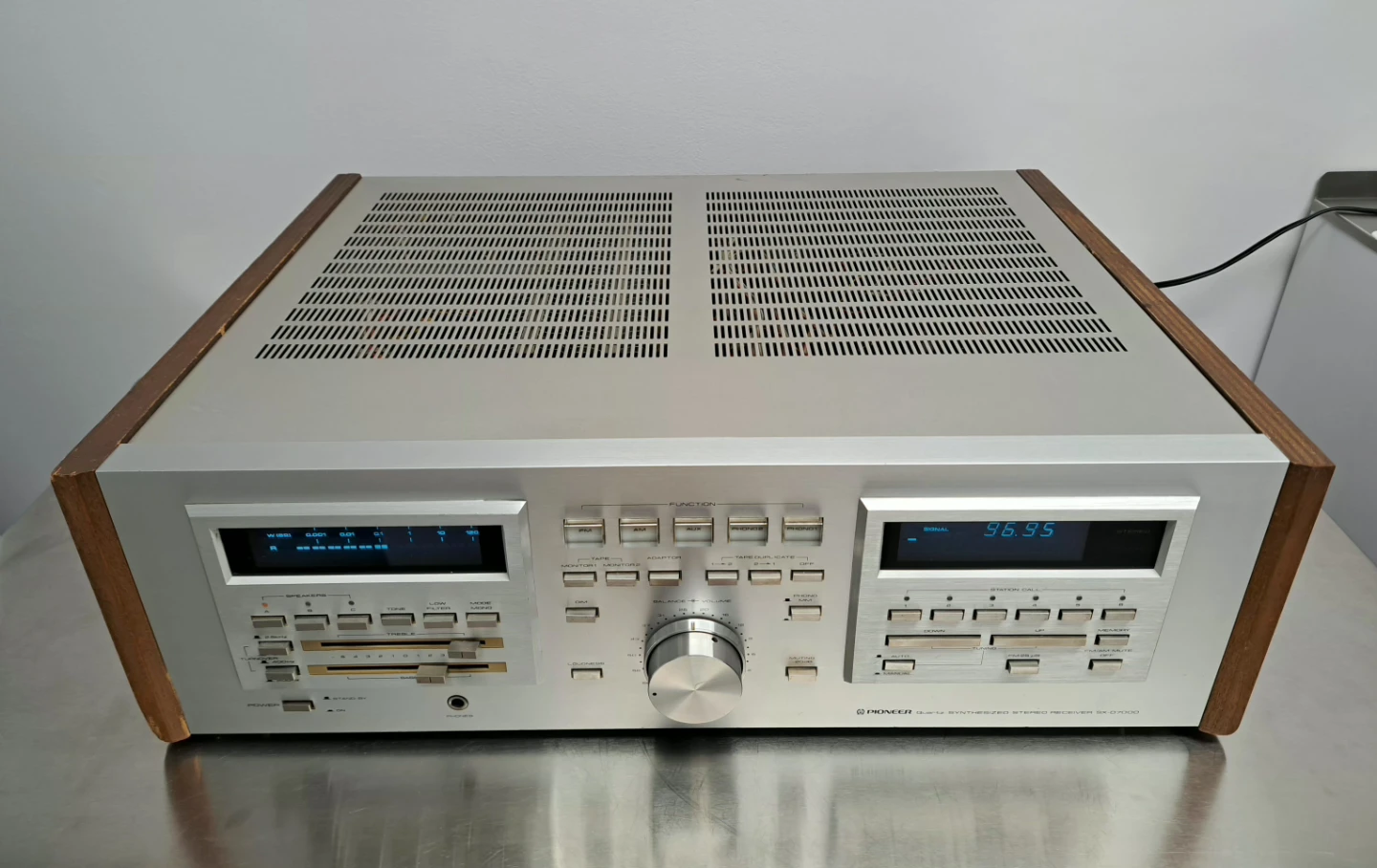 Vintage Pioneer Stereo Receiver