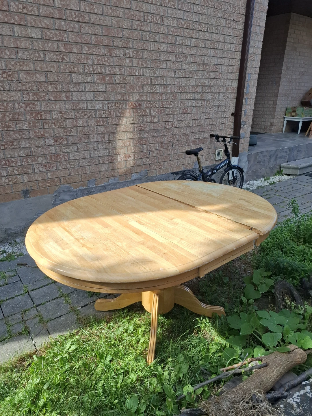 Extendable Wooden Dining Table - photo 4