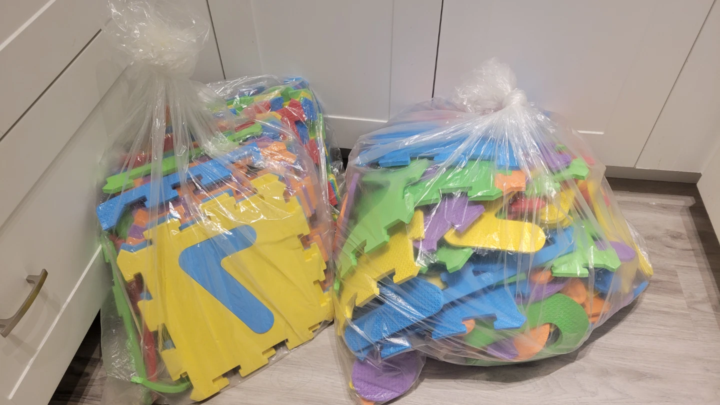 Foam Numbers and Letters