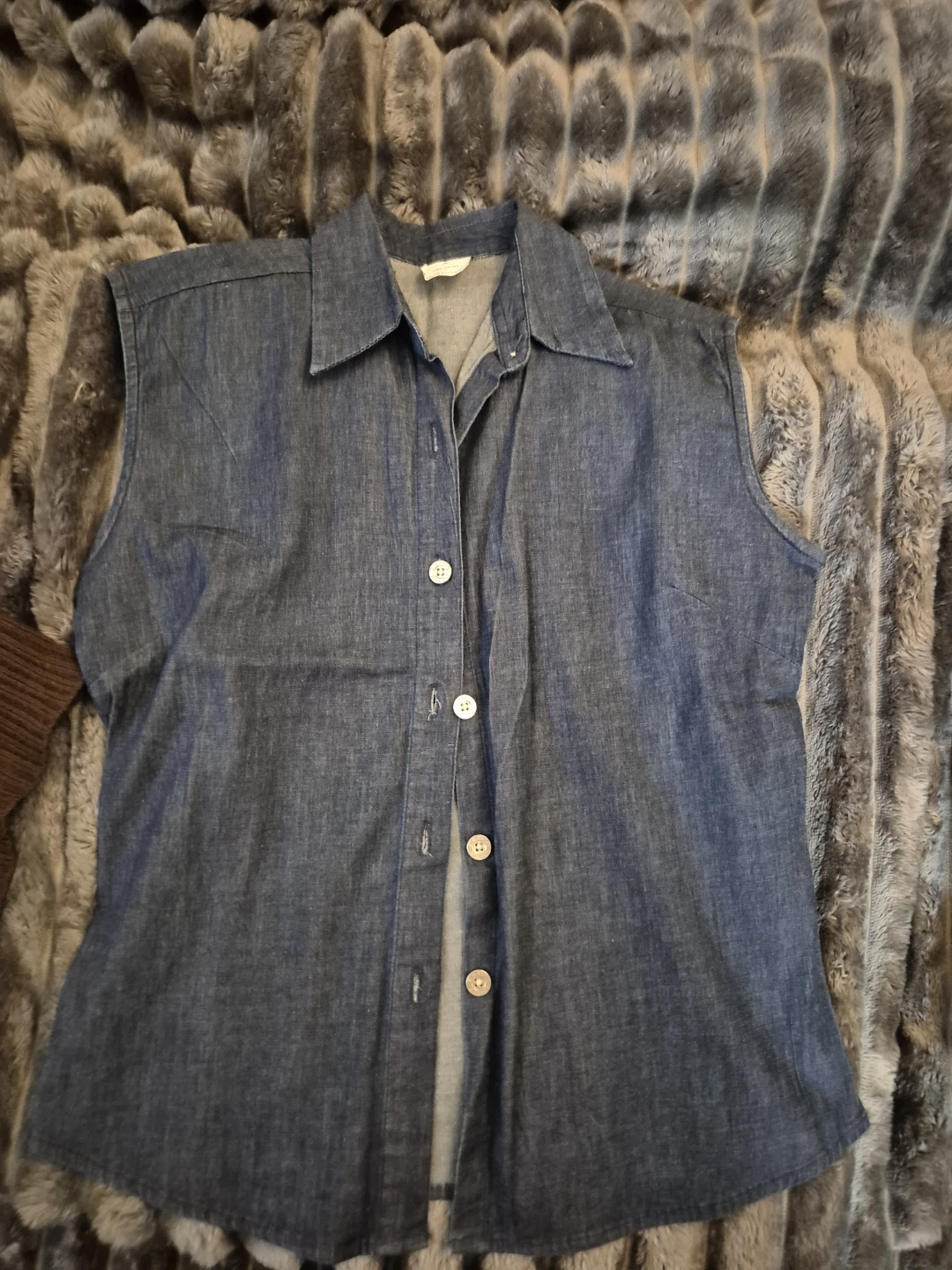 Hypoid Fashions Sleeveless Denim Shirt